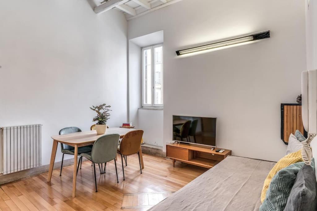 Trastevere At Piazza Giuditta Arcuati Apartamento Roma